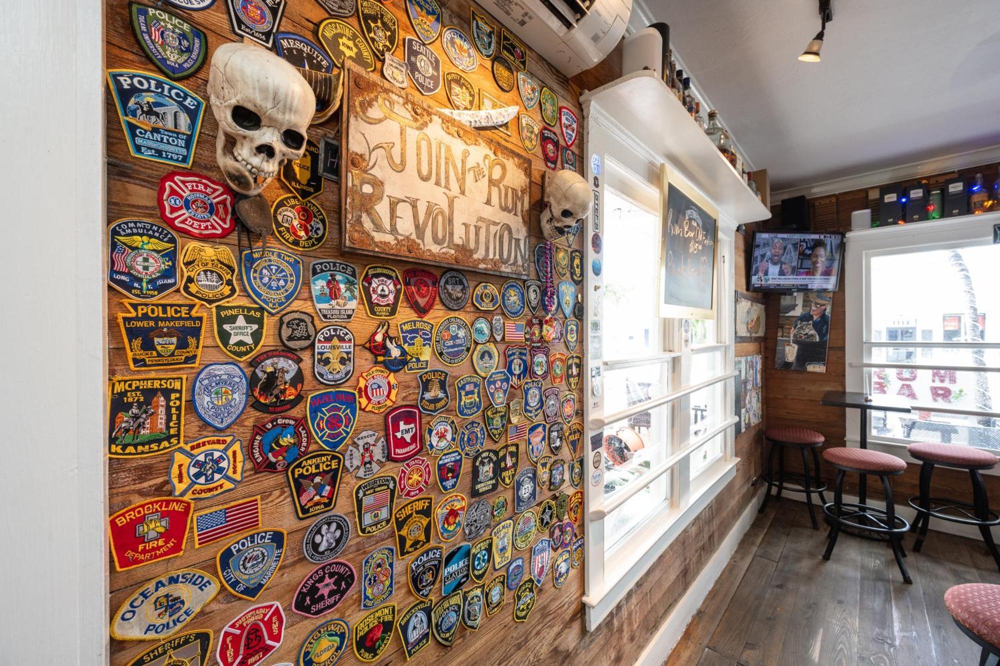 The Speakeasy Inn And Rum Bar Key West Exterior photo